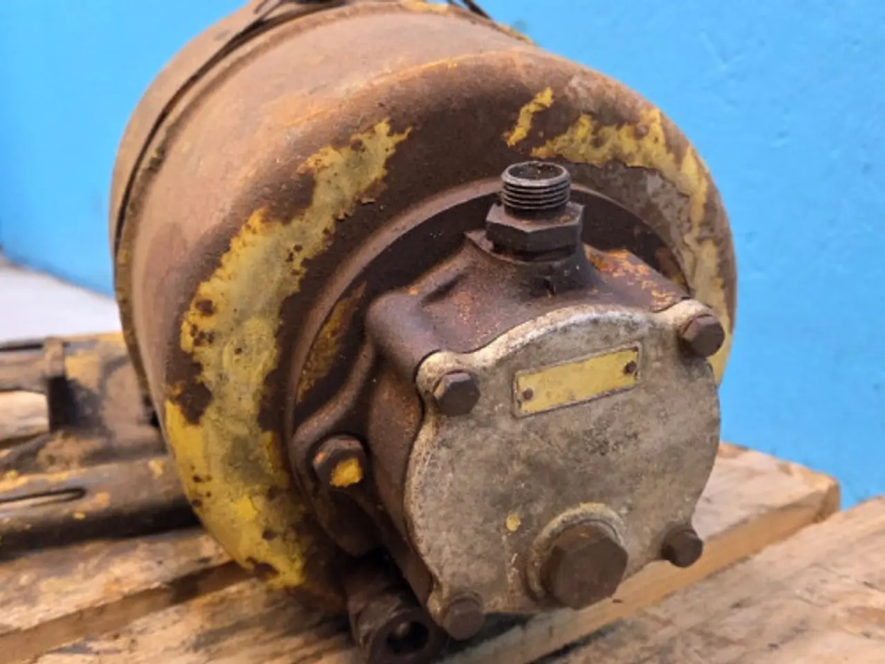 Billede 7 - New Holland M103 Hydrauliktank 090035