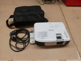 Projector EPSON H842B