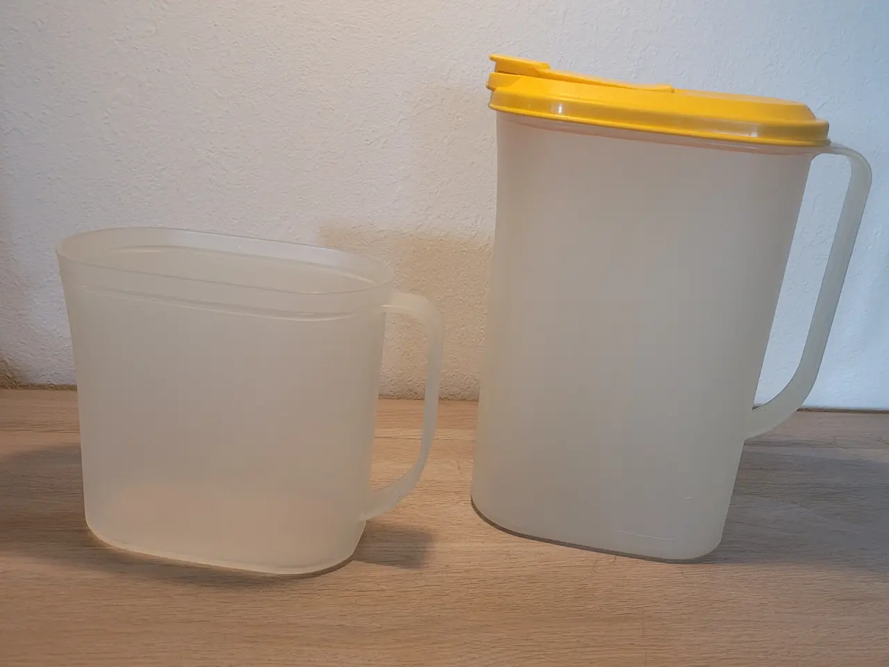 Billede 1 - Tupperware saftevands kander 2 stk.