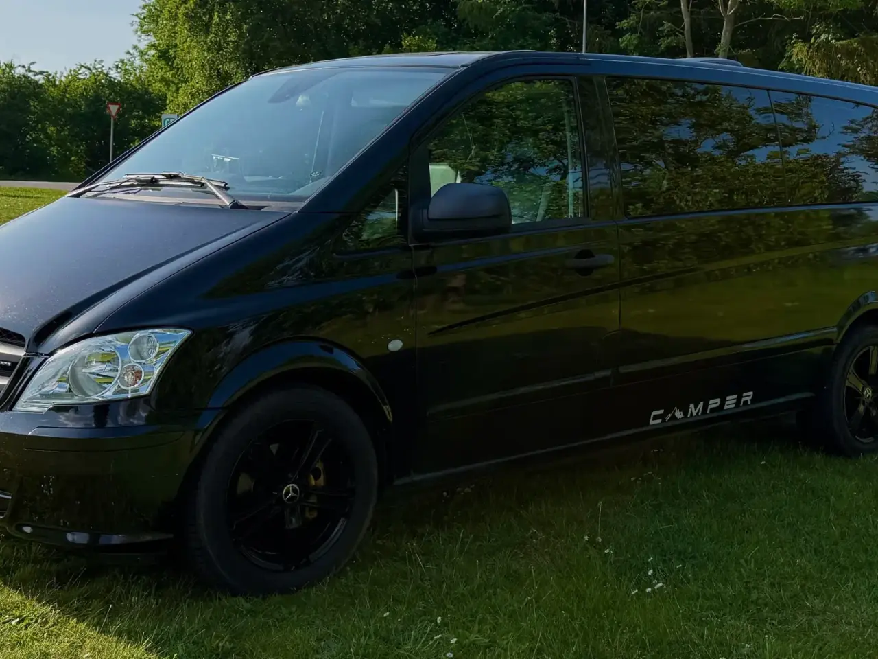 Billede 3 - Mercedes Vito XL – 9 pers. VIP-bus og campervan