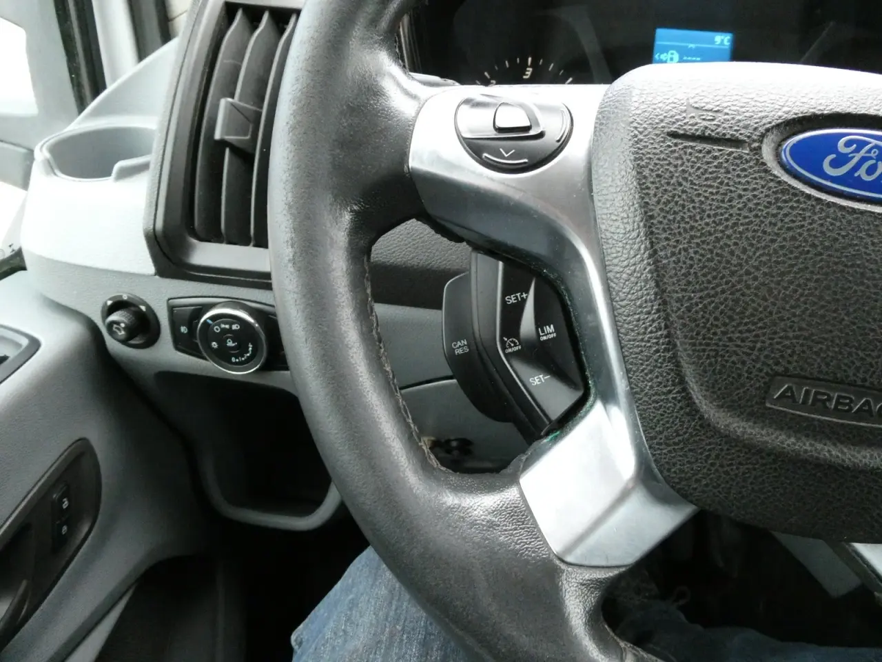 Billede 9 - Ford Transit 470 L4 Chassis 2,2 TDCi 155 Trend Db.Kab Ladvogn m/tip
