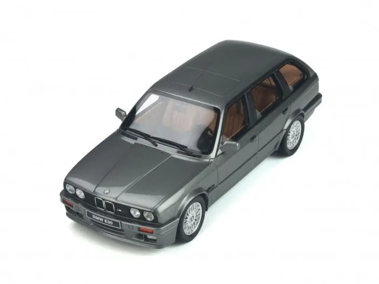 Billede 8 - 1991 BMW 325i M Pack 1:18 Type: E30 Touring