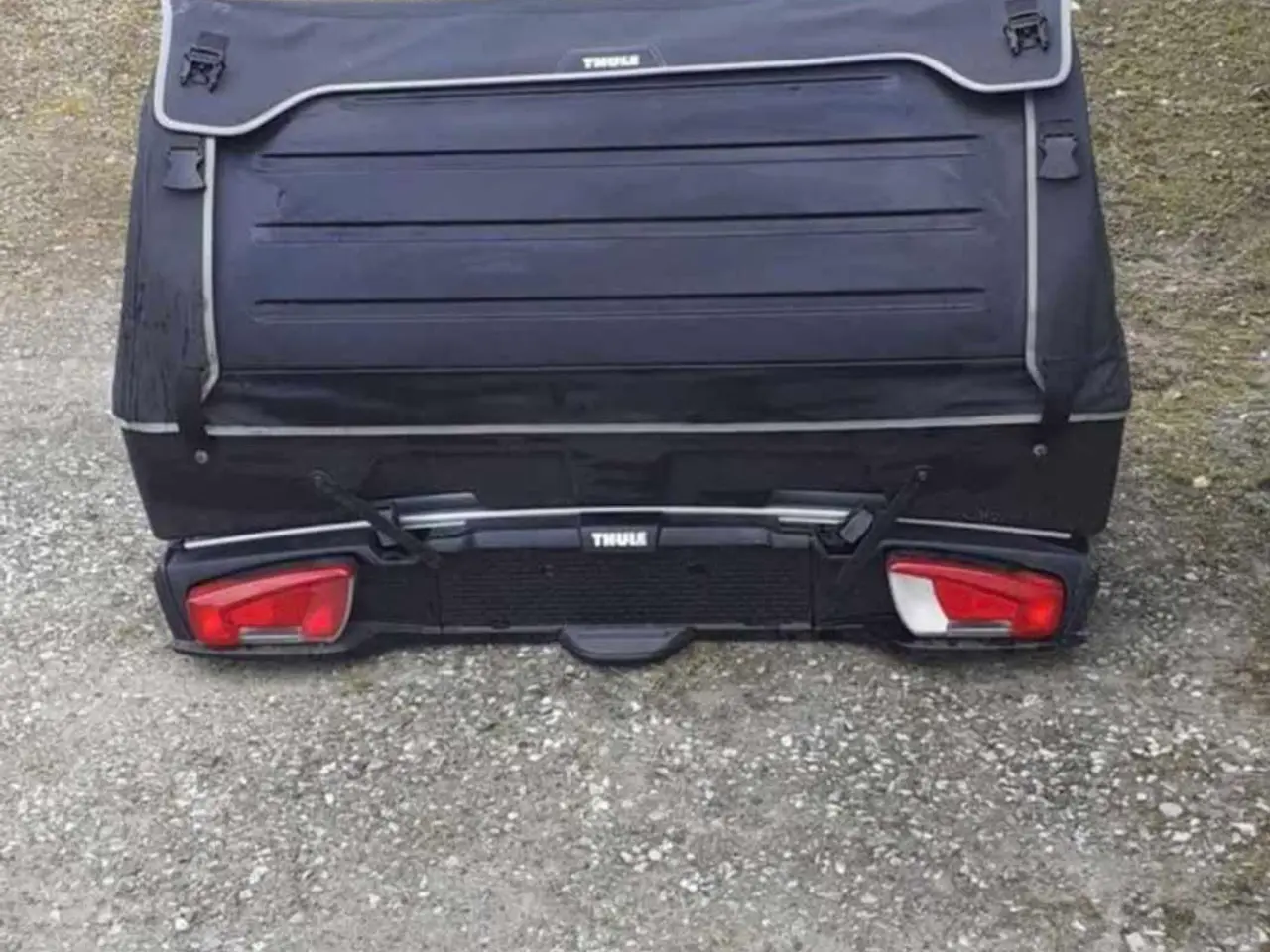 Billede 1 - Thule cykelholder med bagageboks 