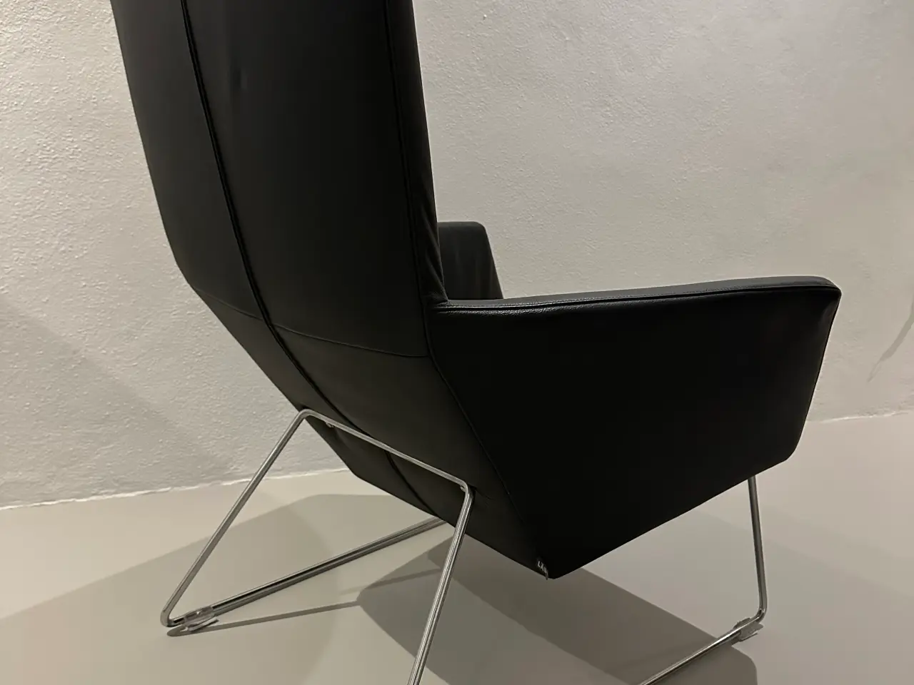 Billede 4 - To Designer stole med en skammel sælges samlet