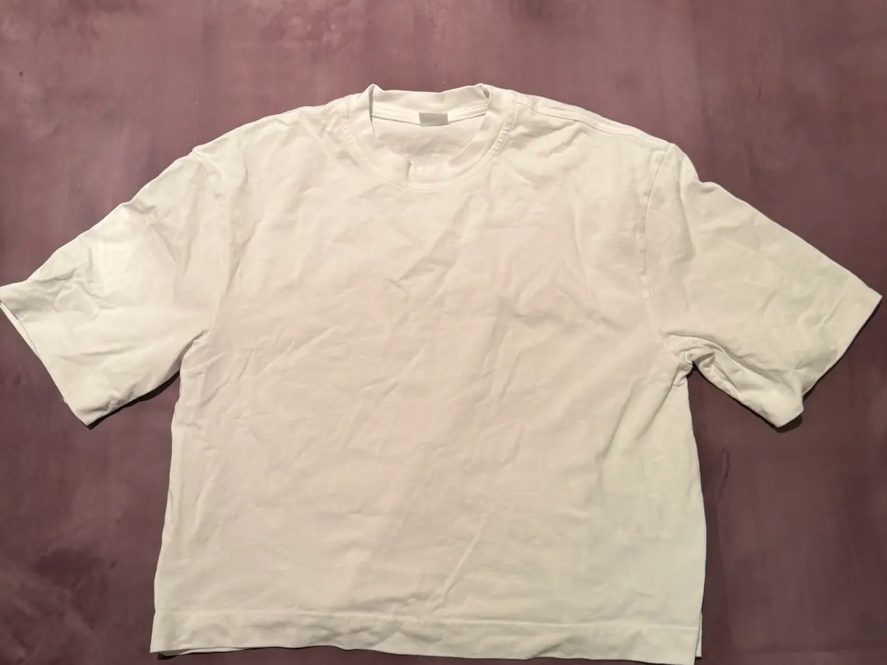 Billede 1 - T-shirt sælges