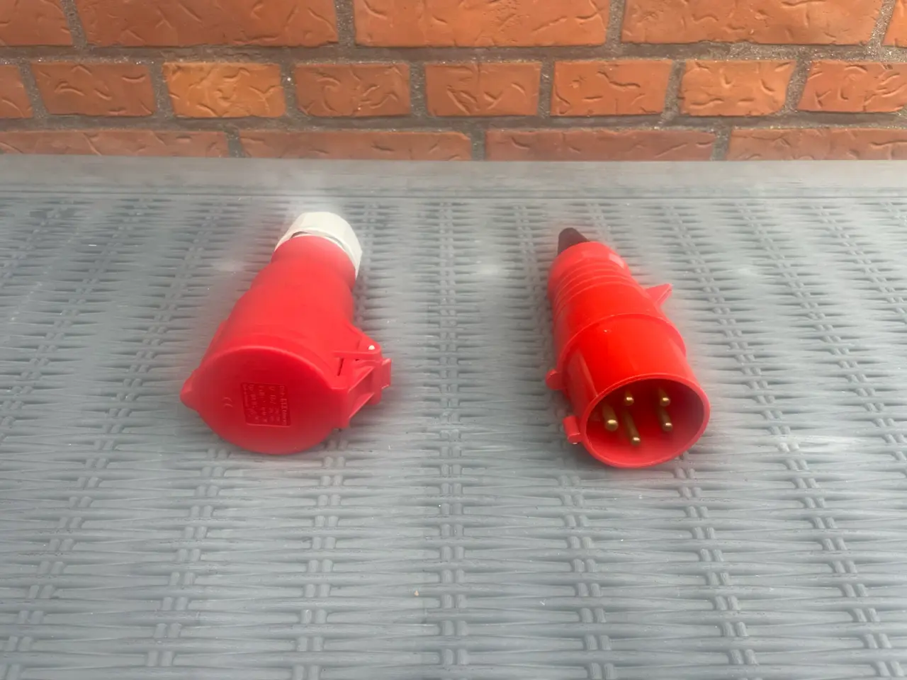 Billede 11 - CEE kontakter 16 og 32 Amp. 