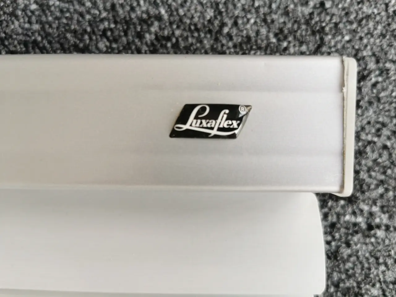 Billede 5 - Luxaflex persienne med brede lameller