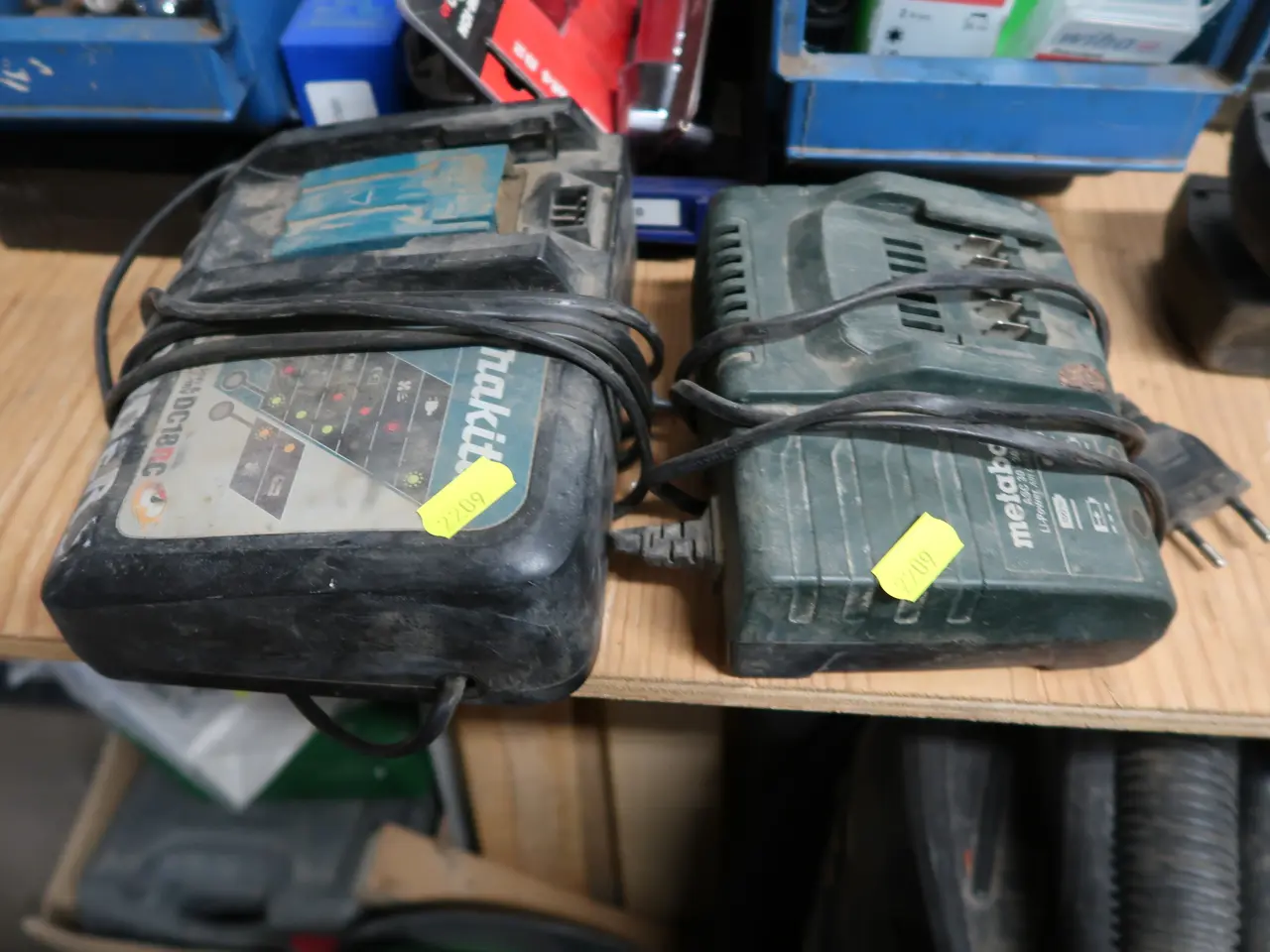 Billede 2 - 2 stk. Ladere MAKITA, METABO