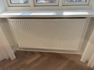Hvide radiatorer 5 stk. 