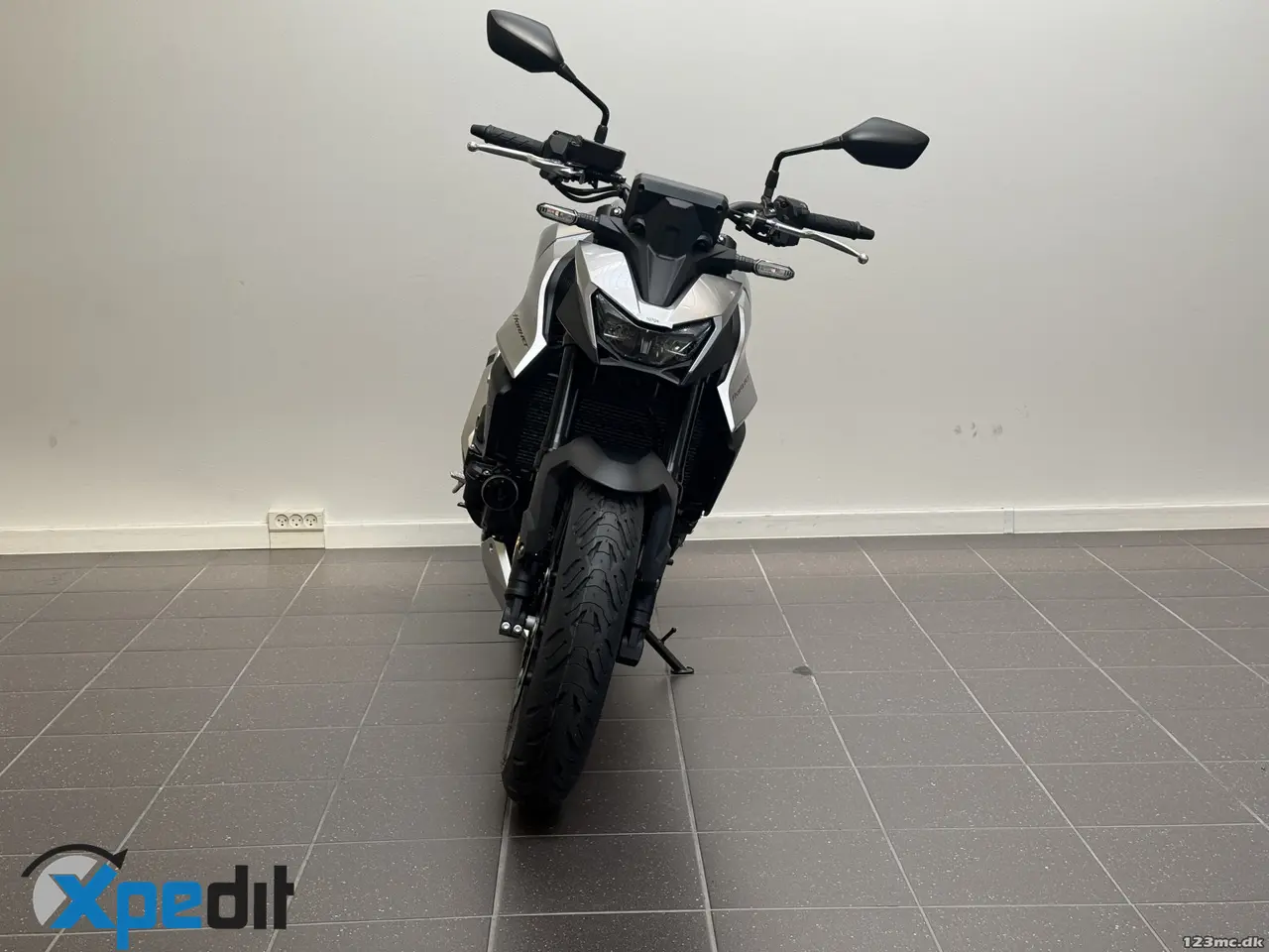 Billede 4 - Honda CB 750 Hornet E-Clutch