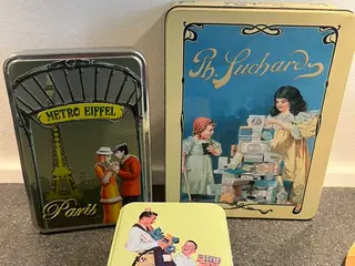 To smukke vintage/retro metaldåser – Paris&Suchard