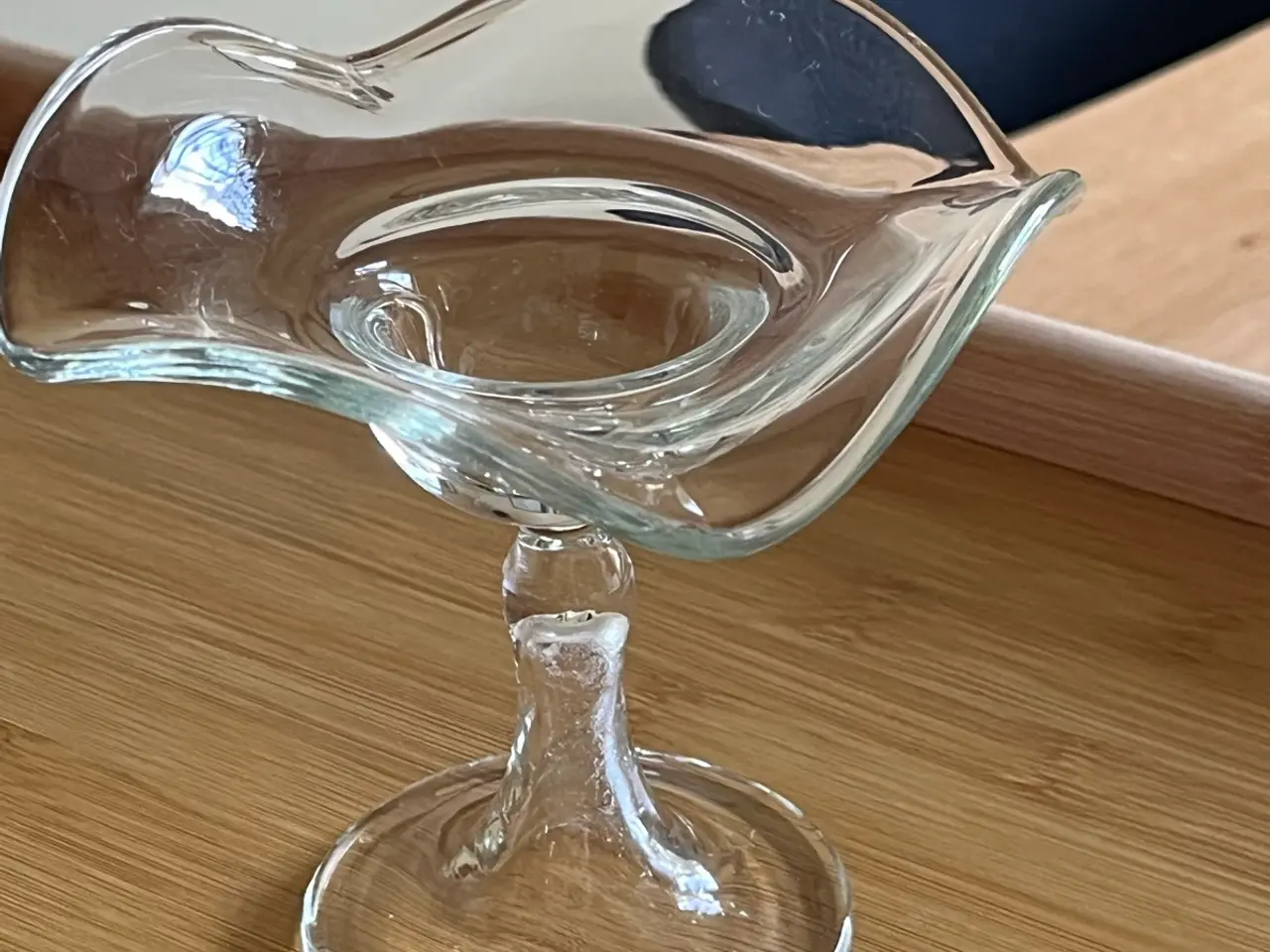 Billede 1 - Fint lille glas på fod 