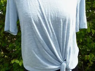 Helt ny, ubrugt Bluse