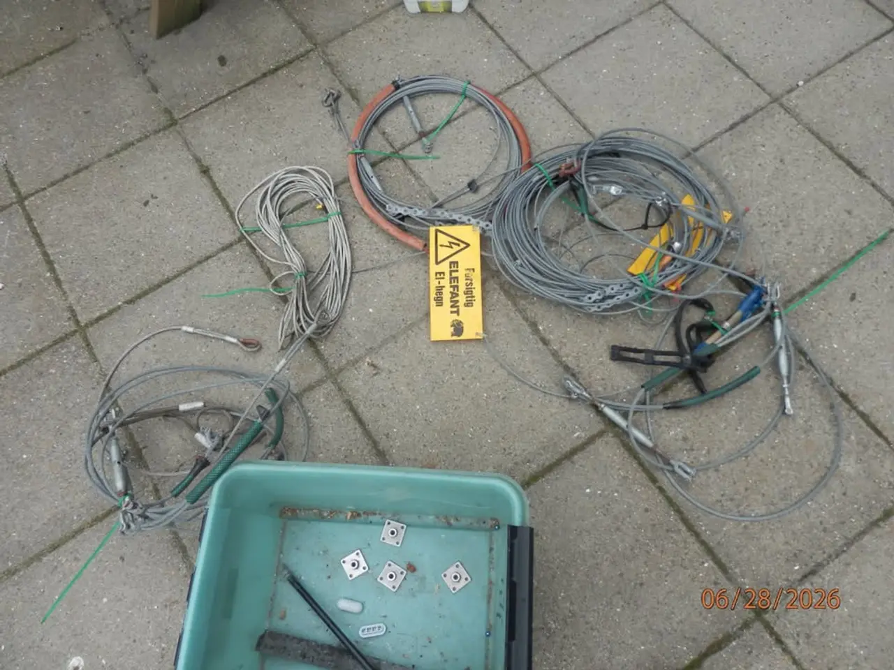 Billede 1 - Vantskruer / stålwire 450 Kr.