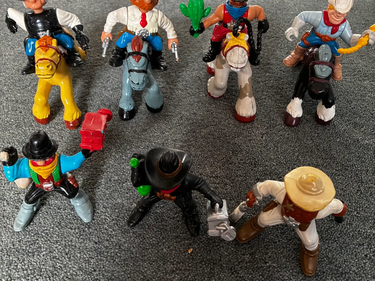 Billede 1 - Cowboy legetøjsfigurer – sæt med cowboys og heste