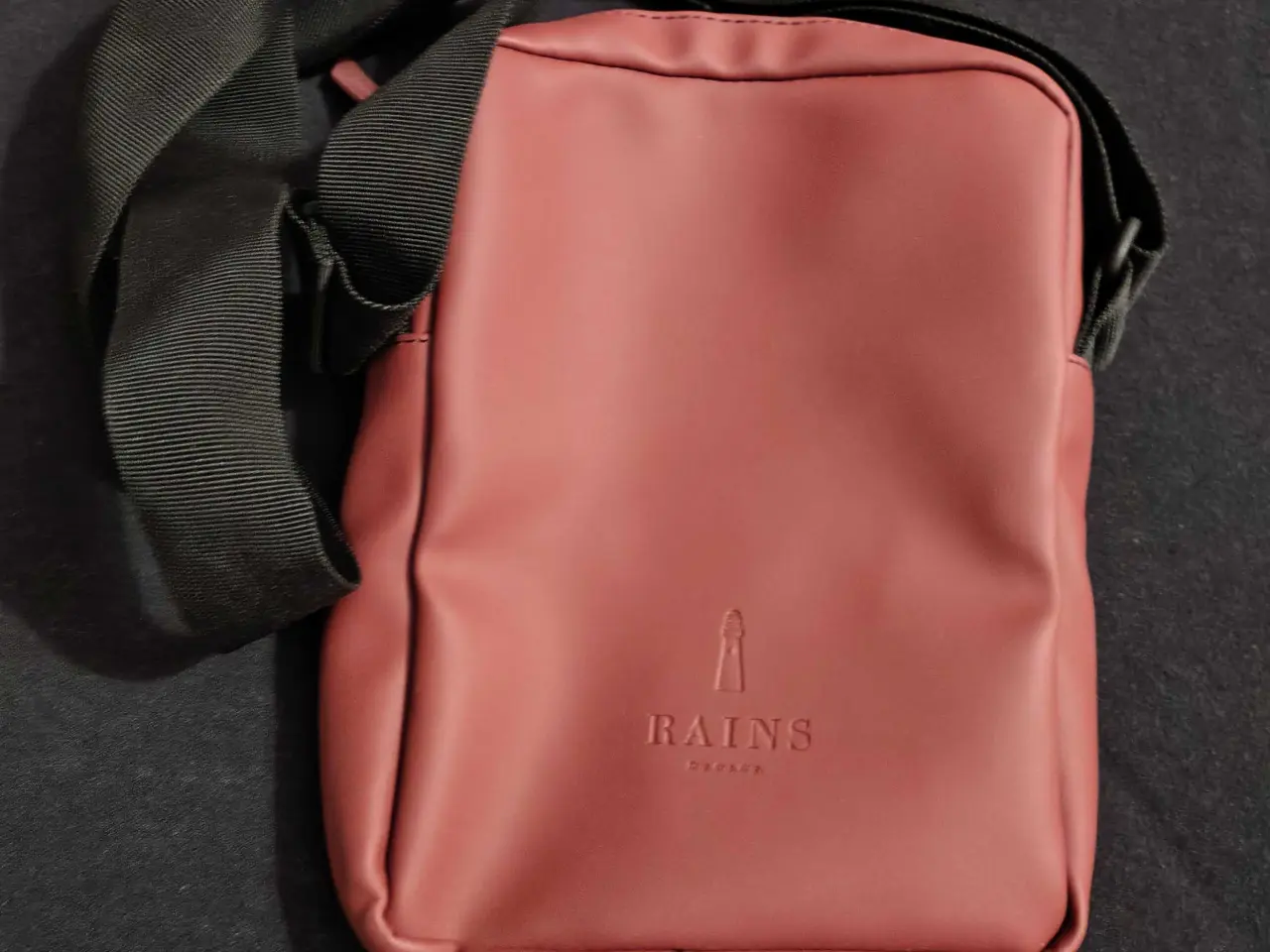 Billede 1 - NY Rains skuldertaske