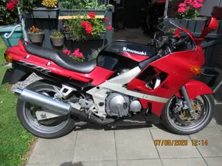 Kawasaki ZZR 600 EE
