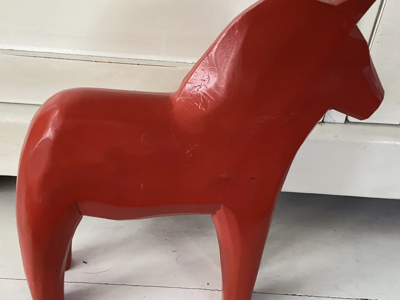Billede 2 - Rød træ hest/figur