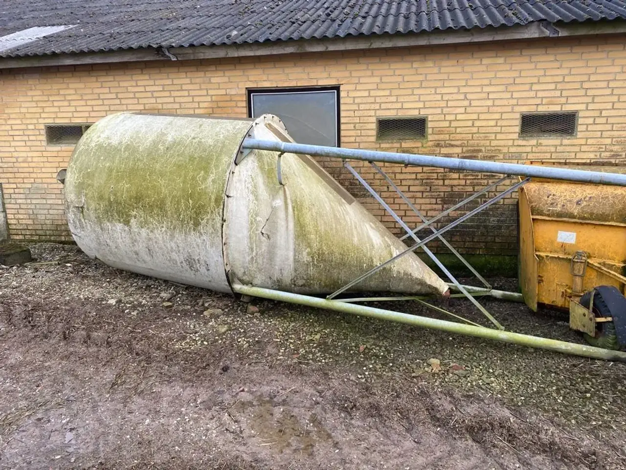 Billede 1 - Silo til træpiller