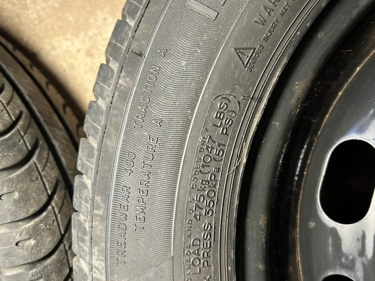 Billede 5 - 4 Michelin Energy Saver dæk med fælge 175/65 R14