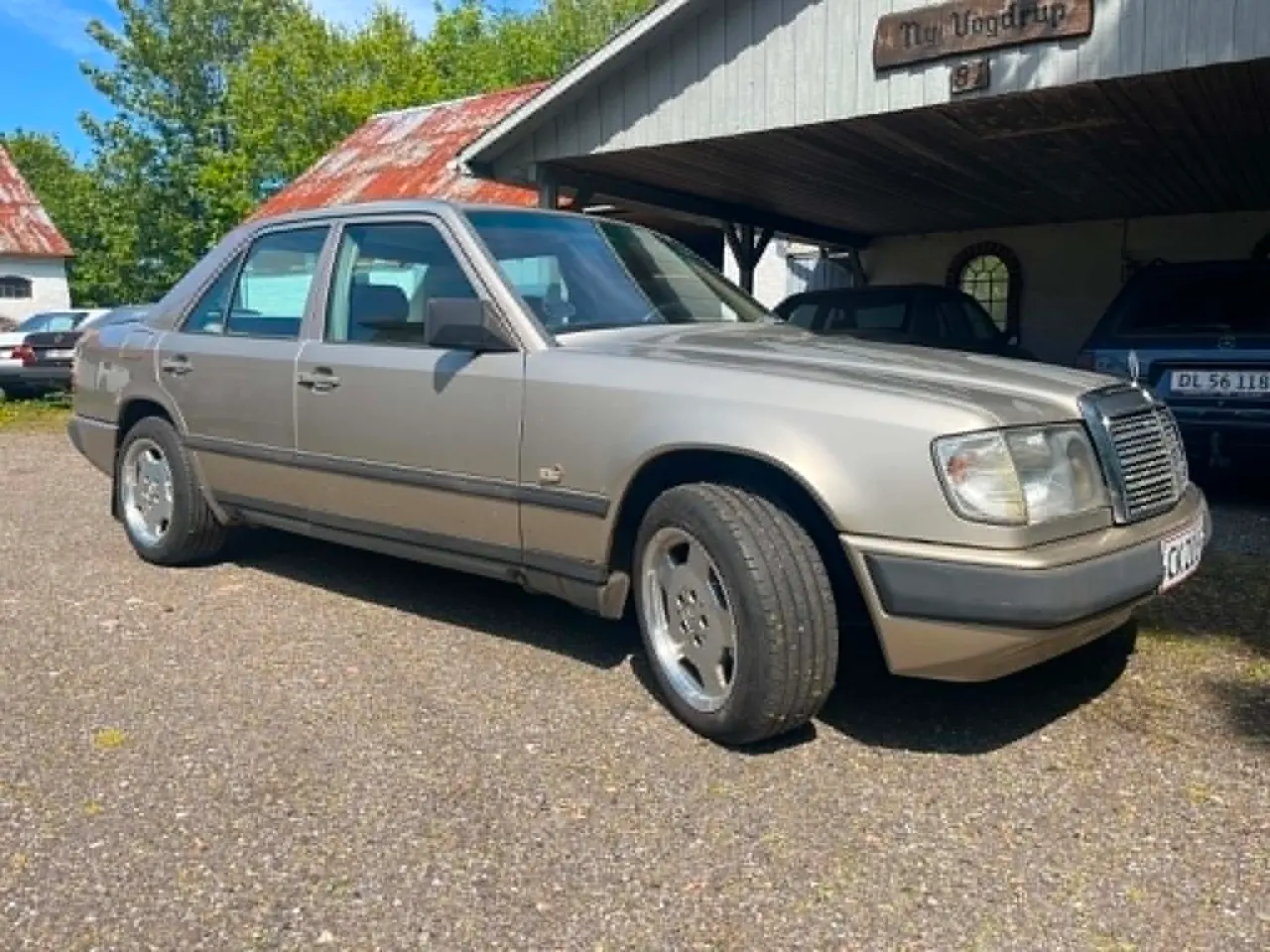 Billede 1 - Mercedes 124 260E