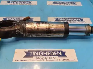 Massey Ferguson 8250 Shock Absorber 3786422M3