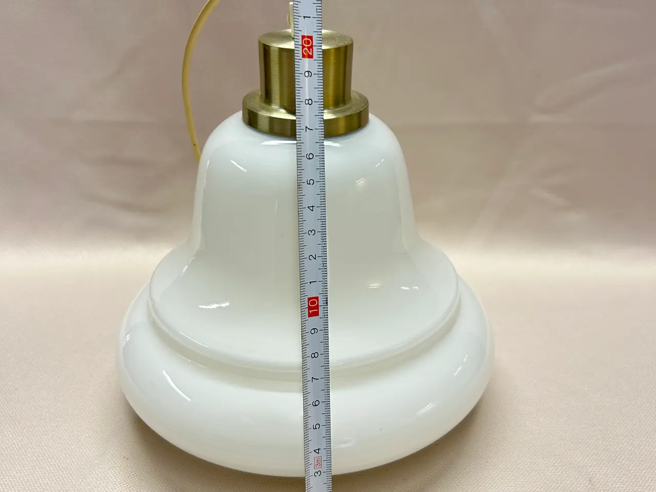 Billede 3 - Holmegaard pendel, klokkependel i opalglas, 20 cm.