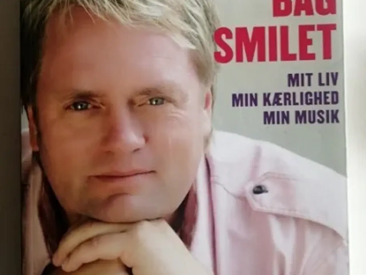 Billede 1 - Smerten bag smilet af Johnny Hansen