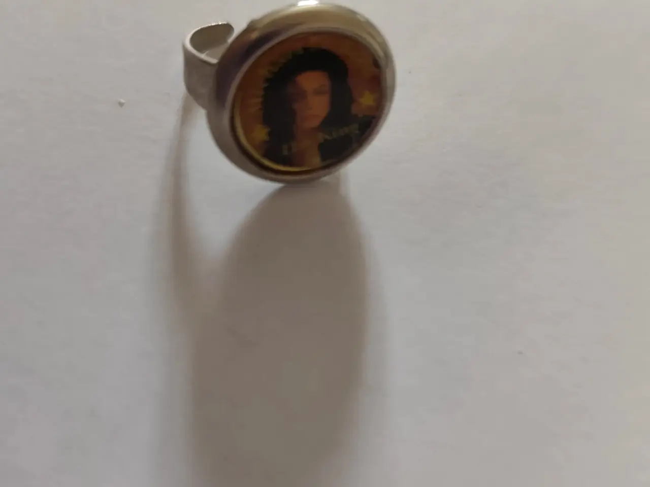 Billede 3 - Rund Michael Jackson fingerring 