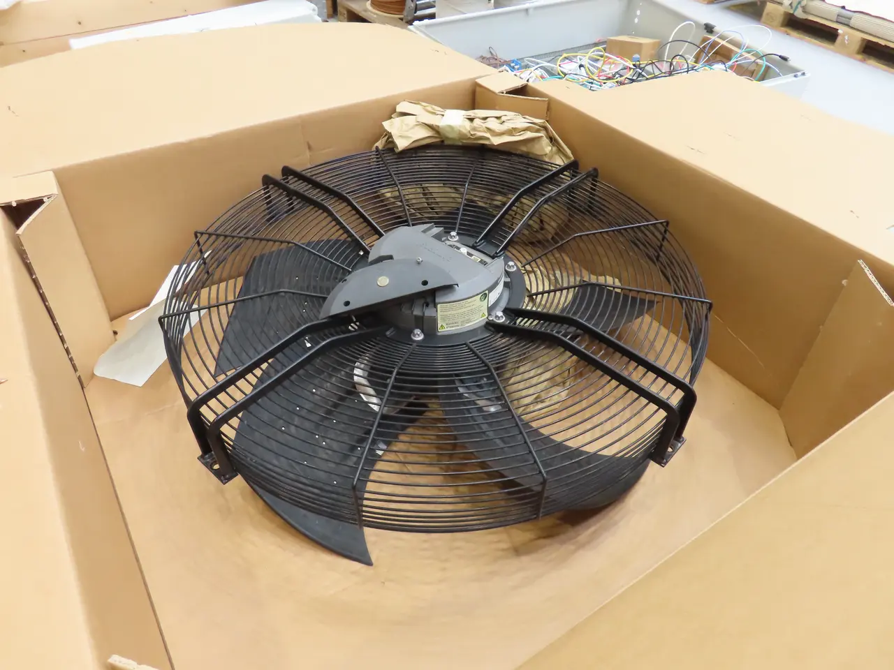 Billede 2 - 2 stk. Aksial ventilatorer EBM S3G800-CS26-62