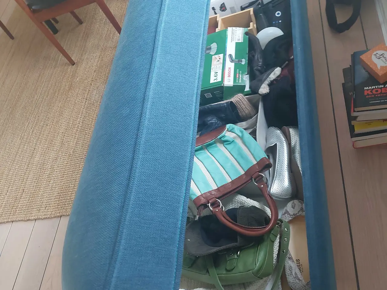 Billede 4 - Bænk med opbevaringsplads