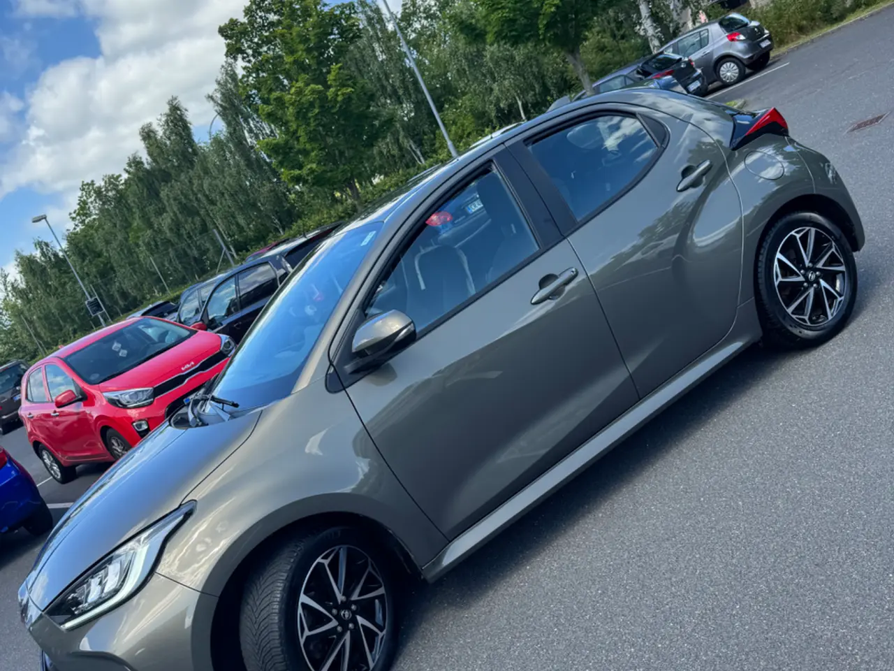 Billede 2 - Toyota Yaris 1,5 Hybrid Active Tech+ e-CVT