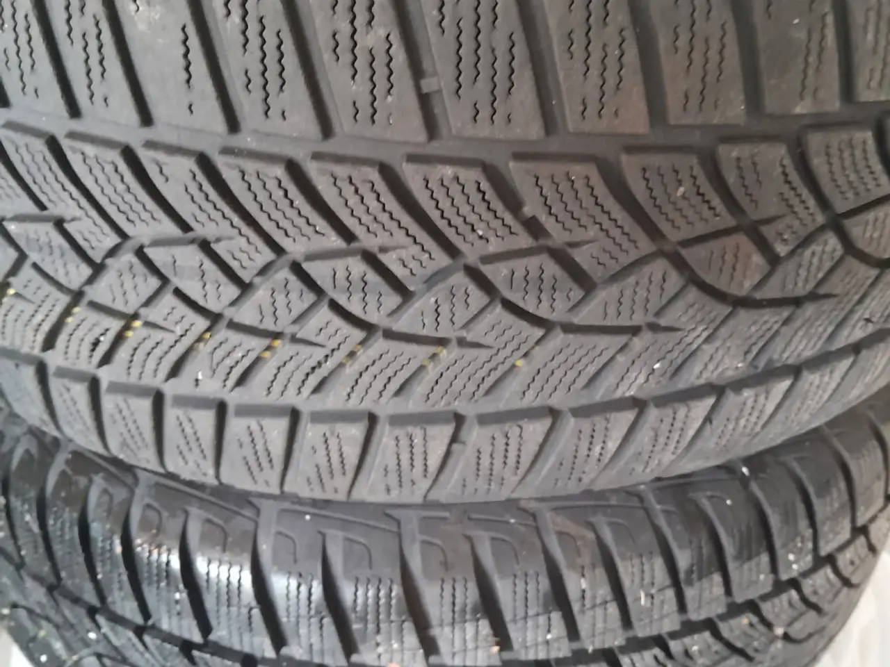 Billede 1 - Good Year “ultra grip” str 225/R16H