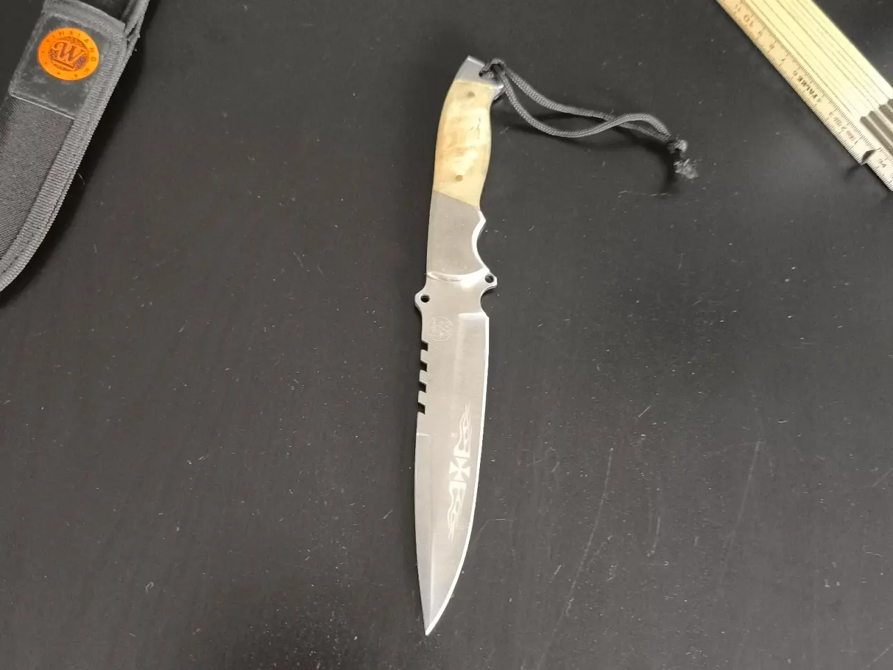 Billede 2 - Jag og vildmarks kniv på cirka 27 cm