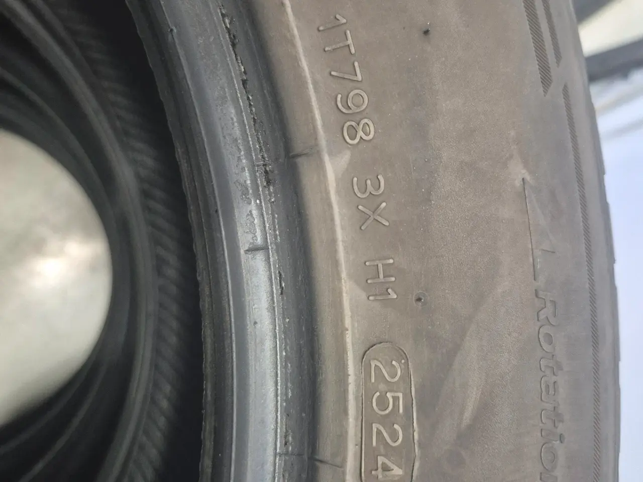 Billede 3 - 235/55R19 Hankook vinterdæk
