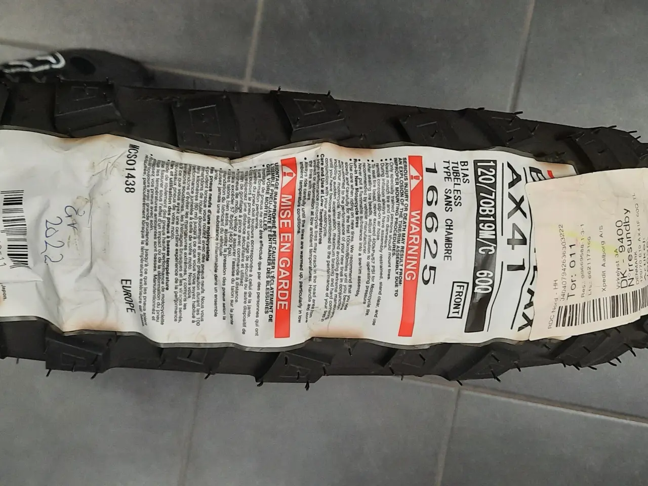 Billede 1 - 120/70-19 Bridgestone AX41