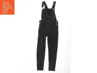 Sorte overalls fra H&M (str. 146)