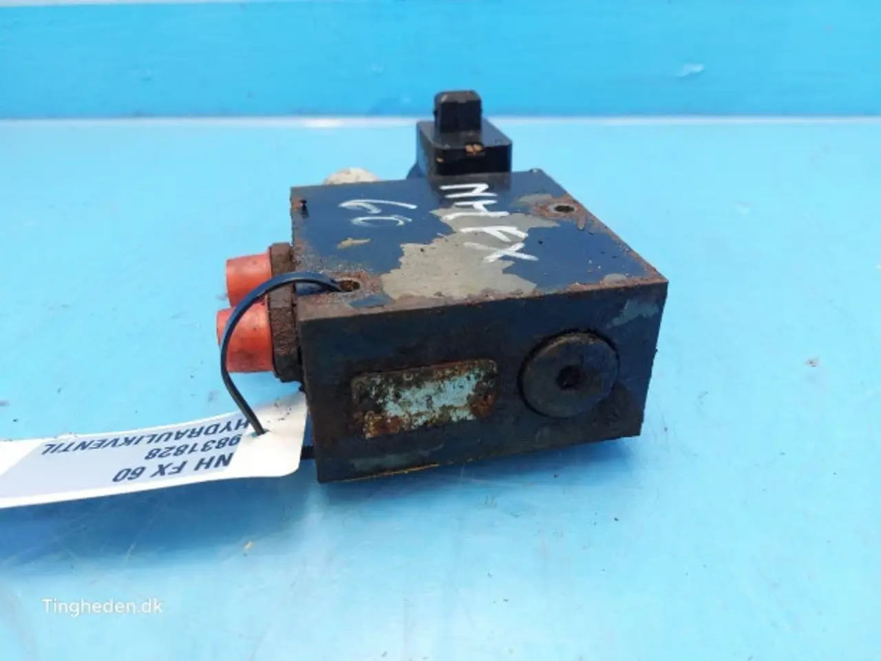 Billede 5 - New Holland FX60 Hydraulikventil 9831828
