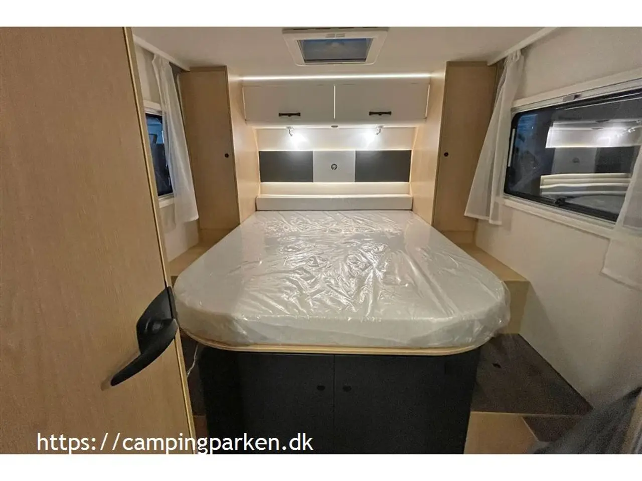 Billede 11 - 2024 - SunLight Sunlight autocamper med meget udstyr, automatgear og få kilometer