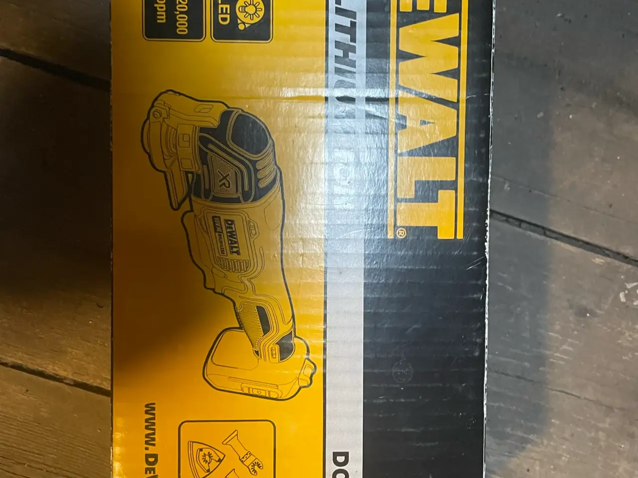 Billede 1 - Uåbnet cutter - 600kr.