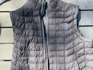 Northface vest sælges