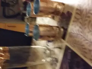 Kande med flotte glas