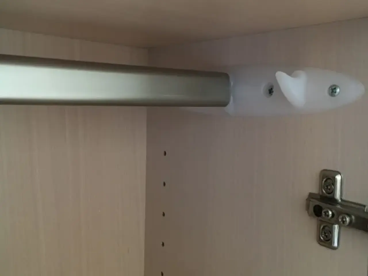 Billede 5 - Stokke reoler skab