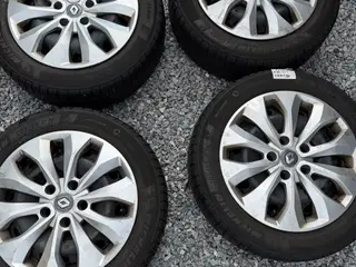 4 stk. 16” Renault-stålfælge med fælgkapsler