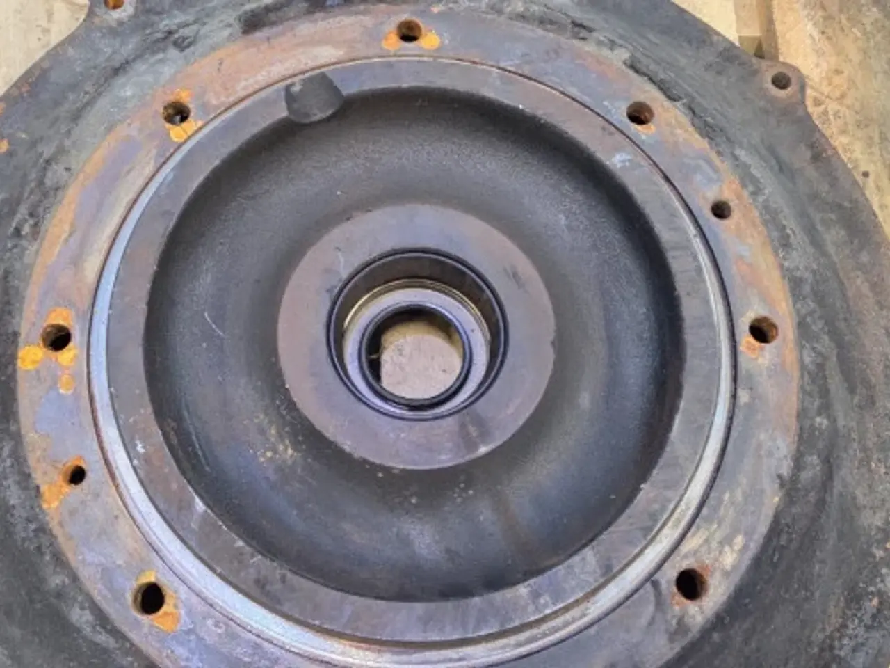 Billede 8 - Iveco Cursor13    Dæksel   397675A1