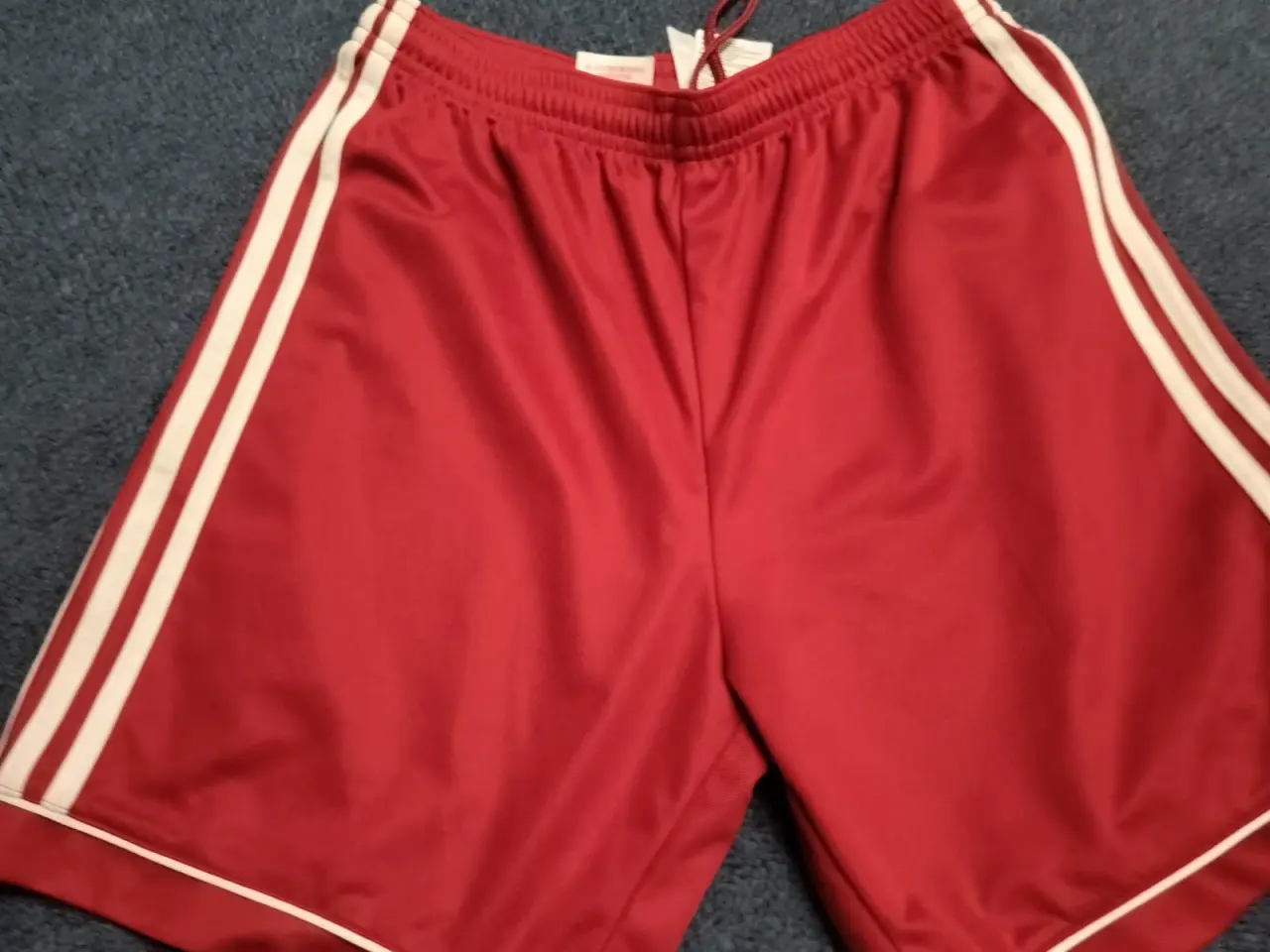 Billede 3 - Pæn og god sports shorts 