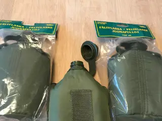 Helt nye feltflasker med hylster