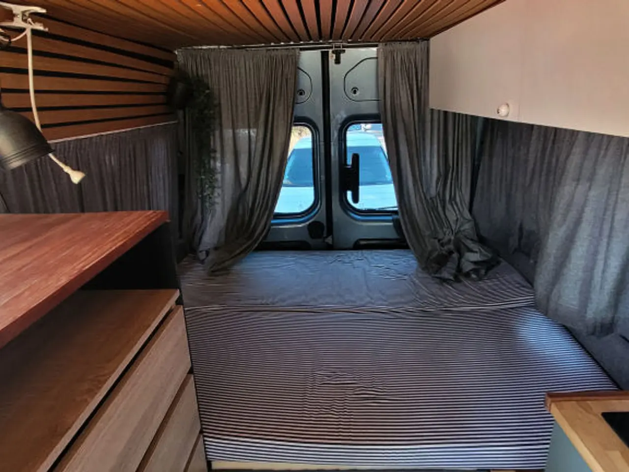 Billede 6 - Autocamper Ford transit 300, km 244.000.