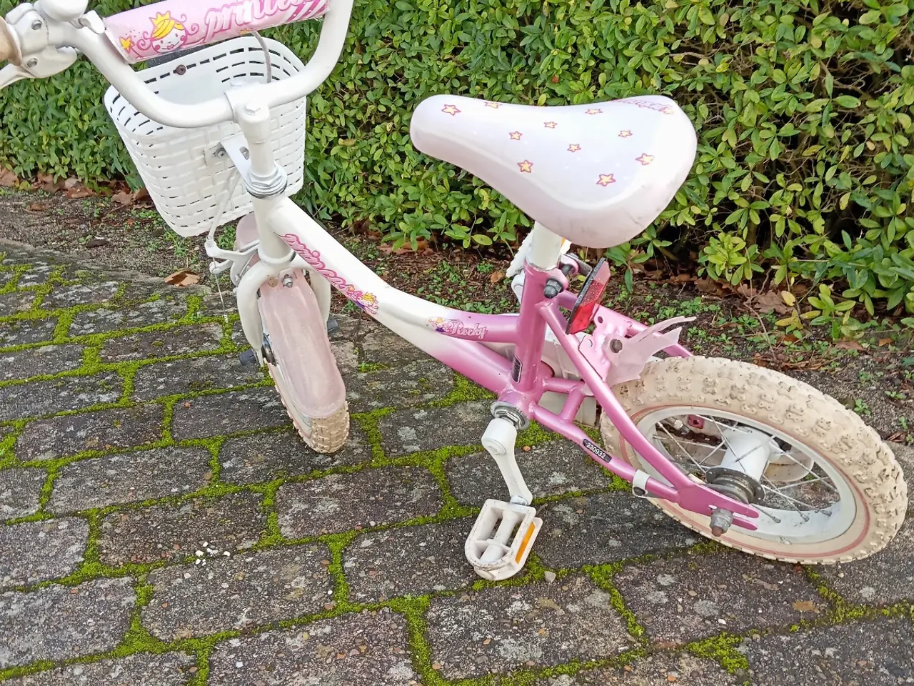Billede 2 - Begynder Pigecykel Meget Velholdt.