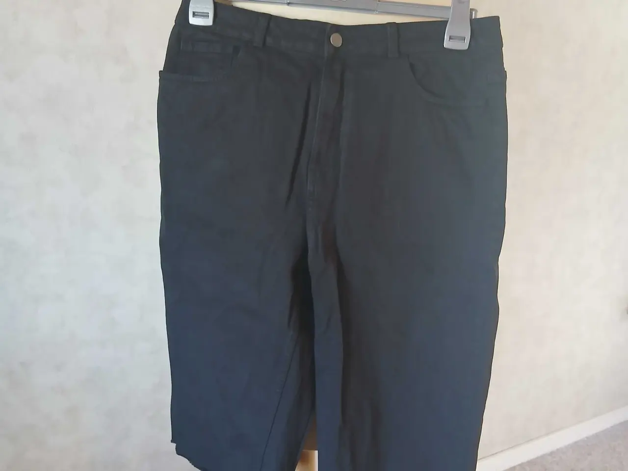 Billede 1 - VRS denim shorts str 40
